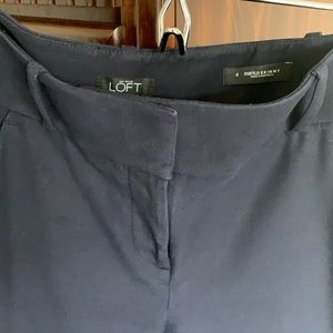 Ann Taylor Loft. Size 4. Marissa Skinny Pants. Navy